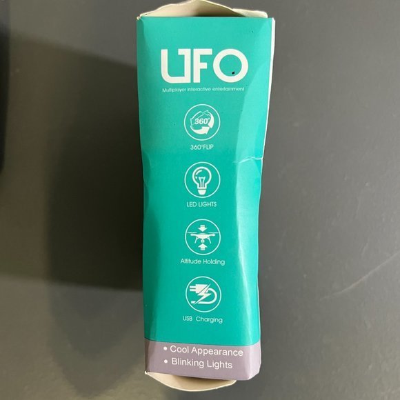 NWB UFO Metallic Blue Flying UFO Toy - Picture 3 of 6